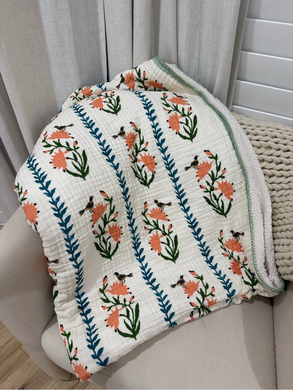 Anthropologie Gauze Cotton Sherpa Floral Printed Throw Blanket - Picture 4 of 5